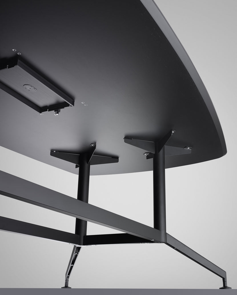 MESA DE REUNION DRONE CON BASE METALICA